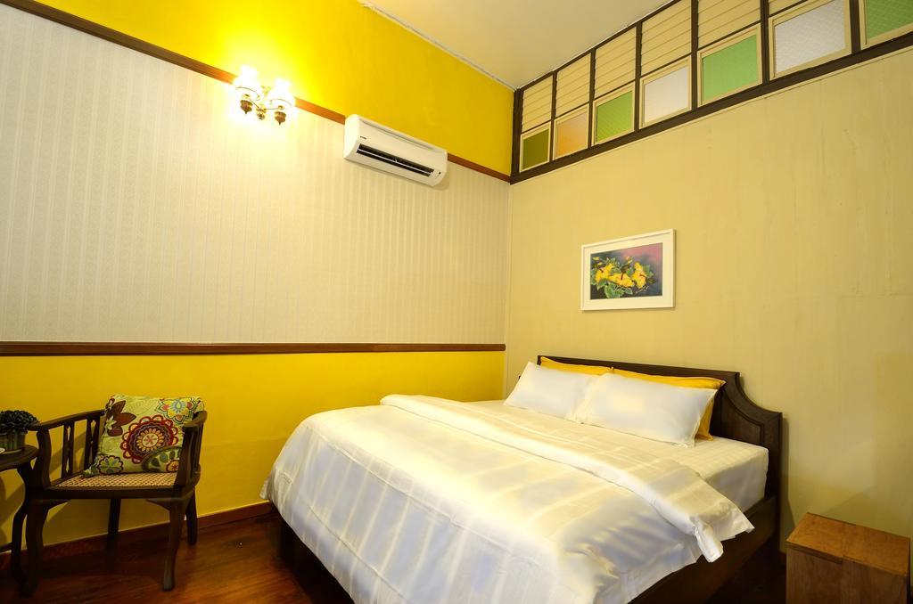 Yong Yi Yuen Guesthouse Джорджтаун Номер фото